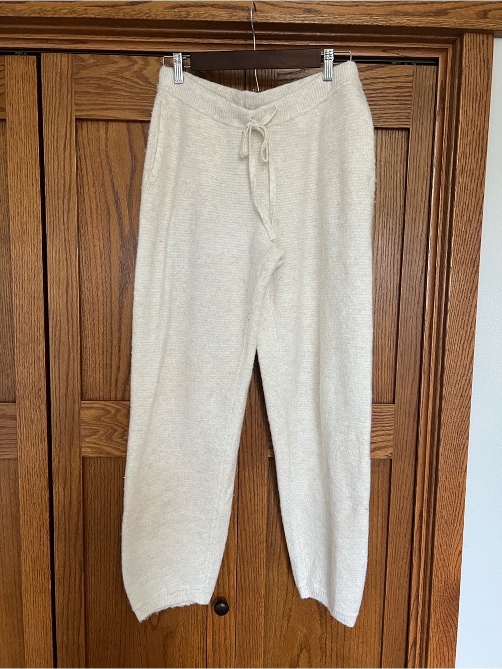 American Eagle Outfitters Cream Knit Lounge Pants